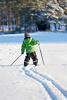 Barn på skidor