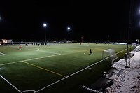 Fotbollsträningen en vinterkväll på Sparvallen